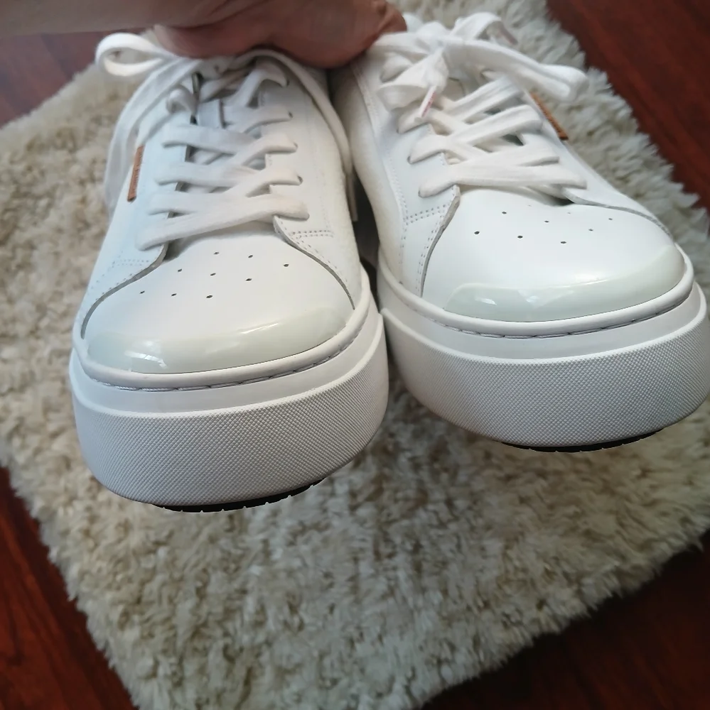💎 Tory Burch Women's Ladybug Leather White Sneakers